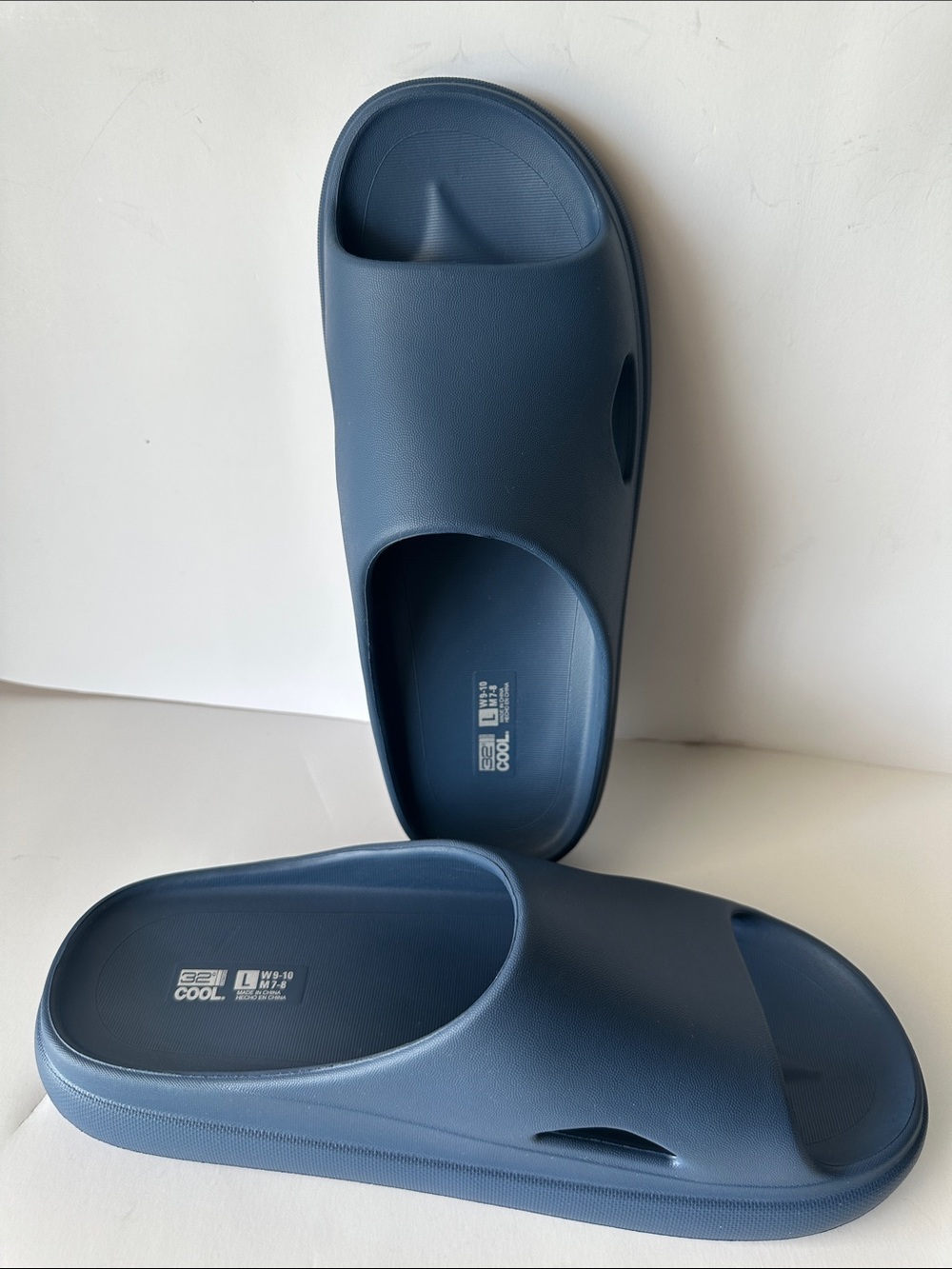 Slides Navy Unisex Size L W9-10 / M7-8 Ultra Soft EVA. 32 Degrees Cool. - Picture 11 of 14